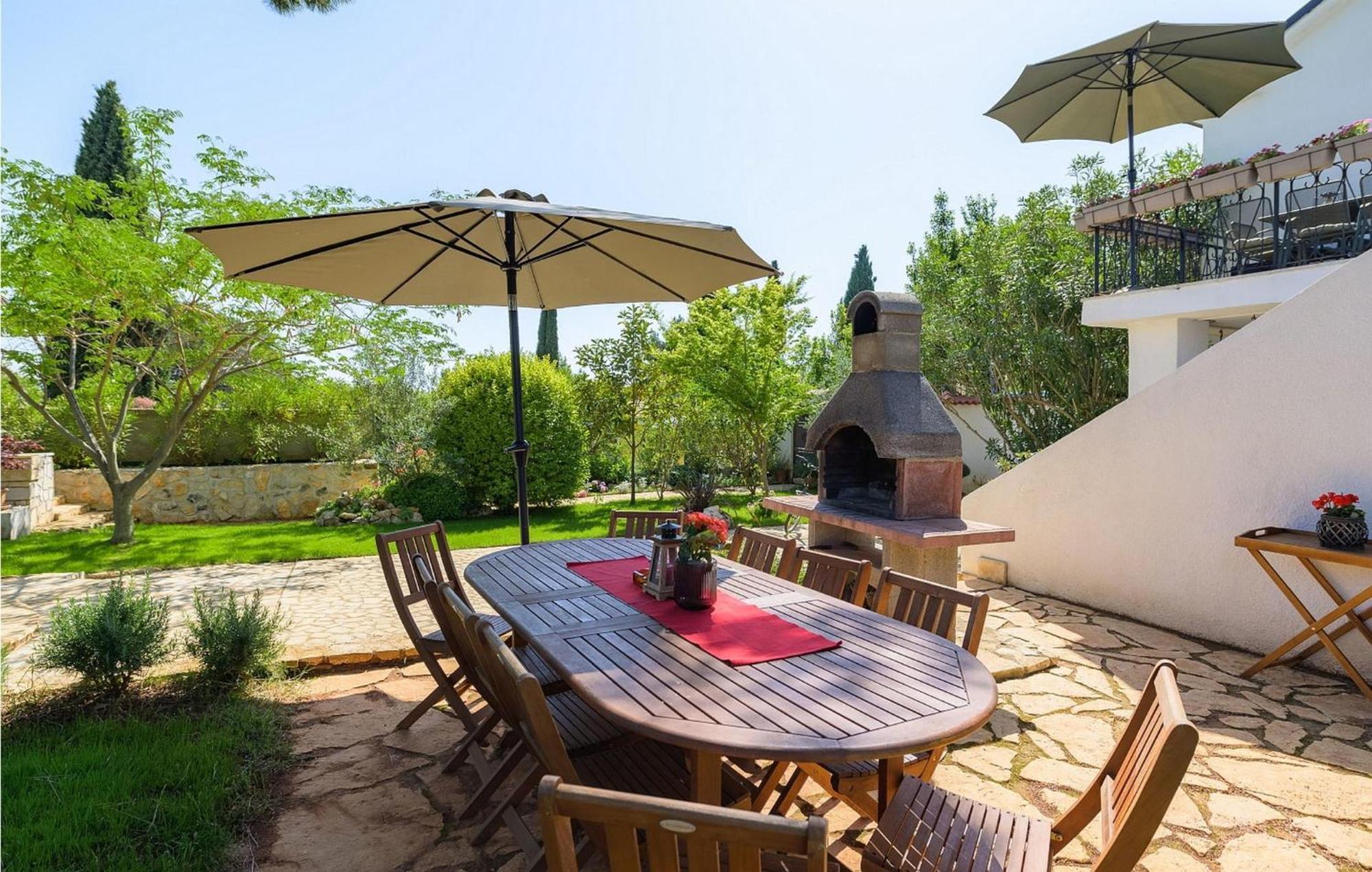 Hébergement de vacances Casa Bizzarra *